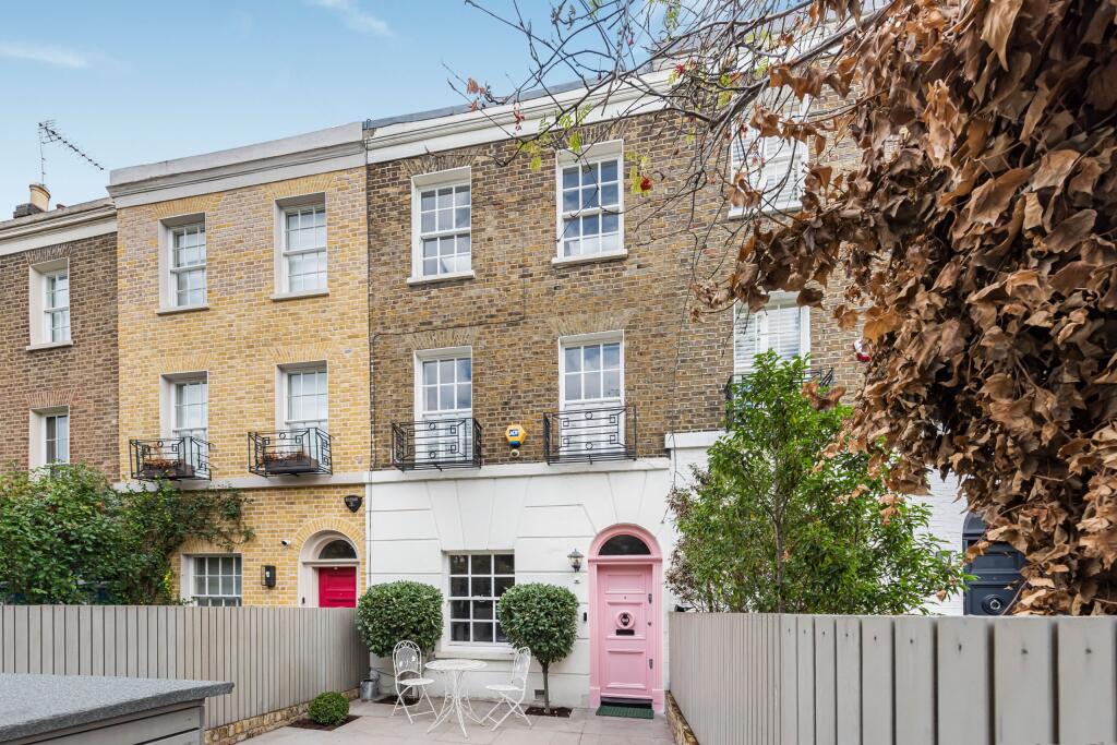 Main image of property: St John's Wood Terrace, London