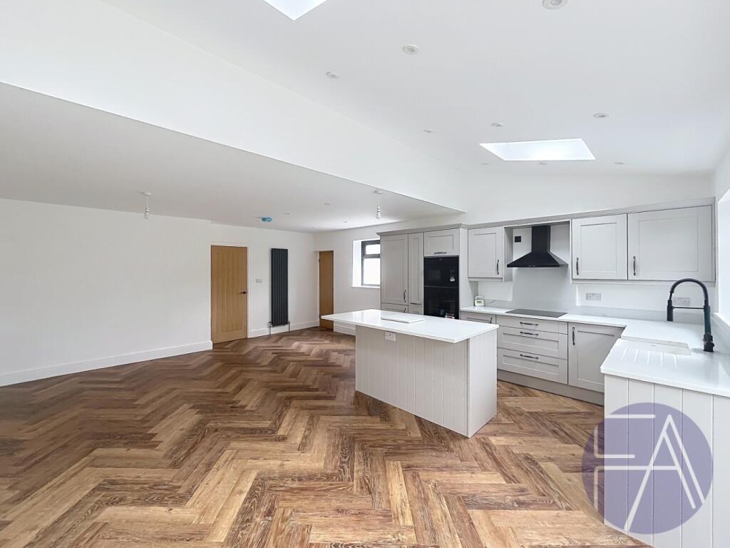 Ribble Avenue, Southport, Merseyside, PR9 8LZ - More