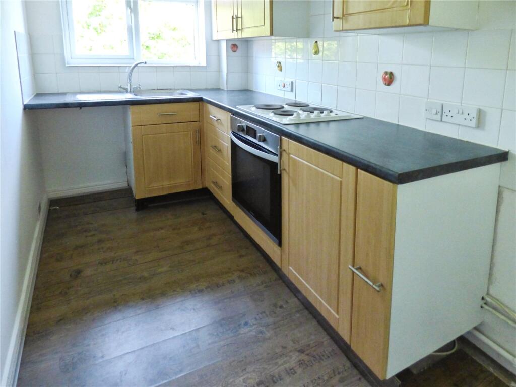 Mallow Road, Hedge End, Southampton photo 4