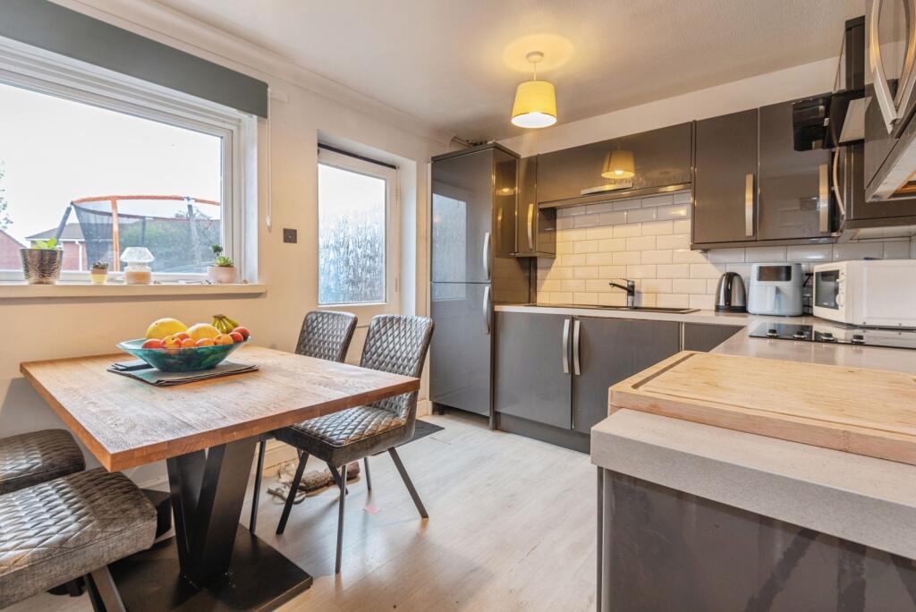 House in Taunton - View 2