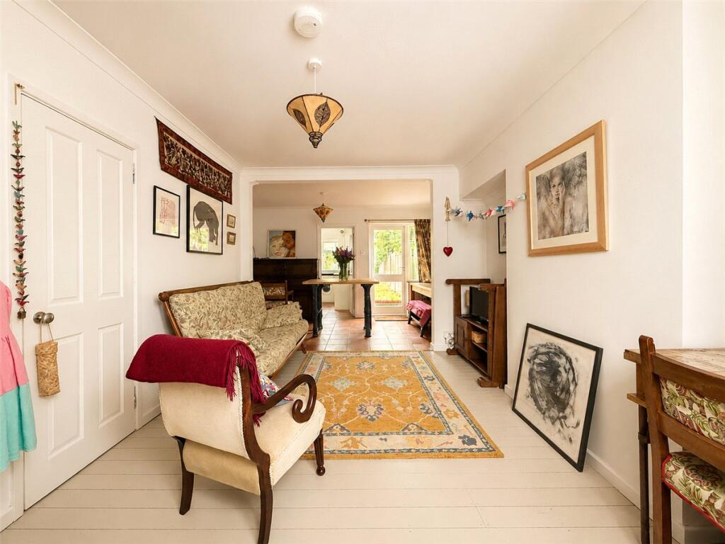 Linden Close, Cambridge, CB4 photo 2