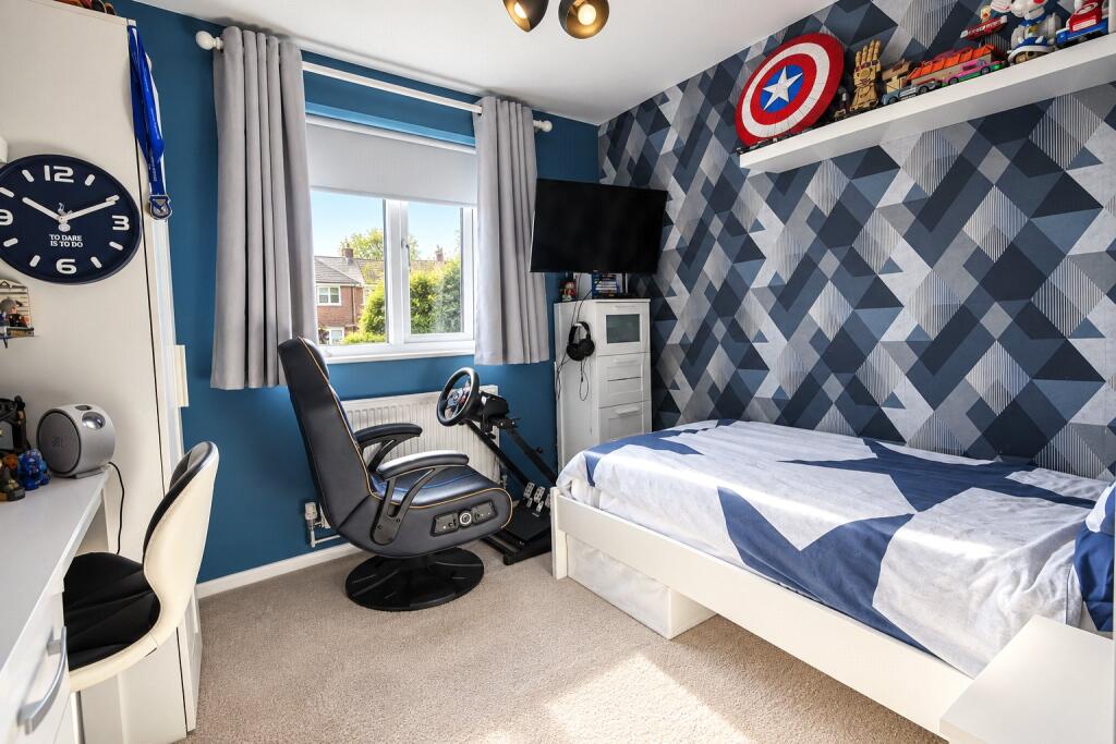 House in Flitwick, Central Bedfordshire - More