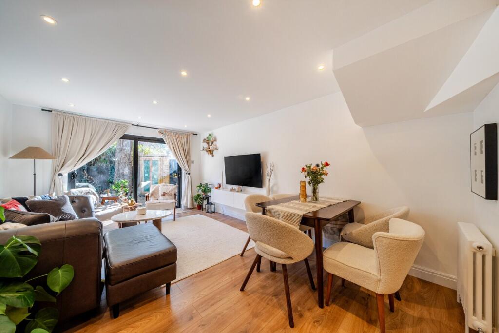 3-bed terraced on Augustus Road, Southfields, London, SW19, £800,000