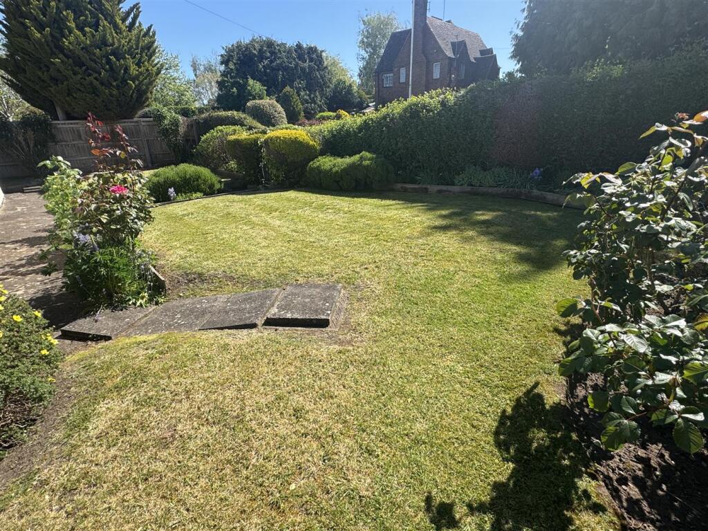 Bradfords Lane, Newent photo 2