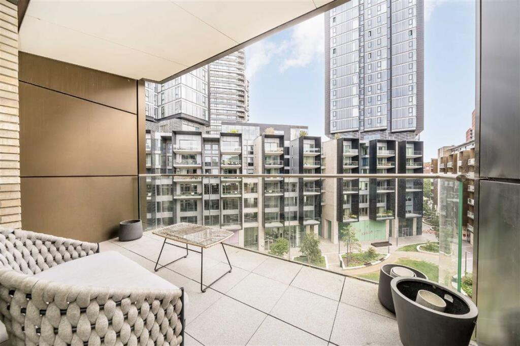 Apartment in London, St Luke's, Finsbury - More