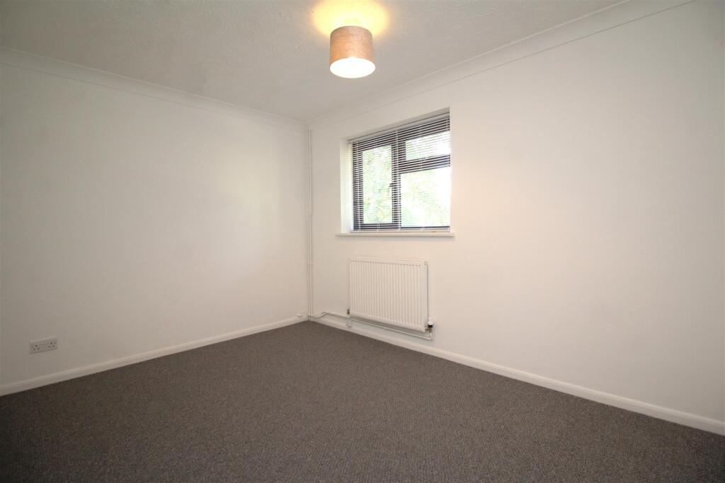 House in Peterborough, Gunthorpe - More