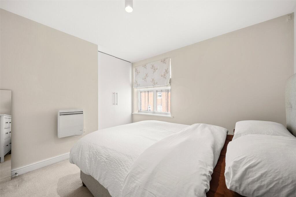 Apartment in Reading - More