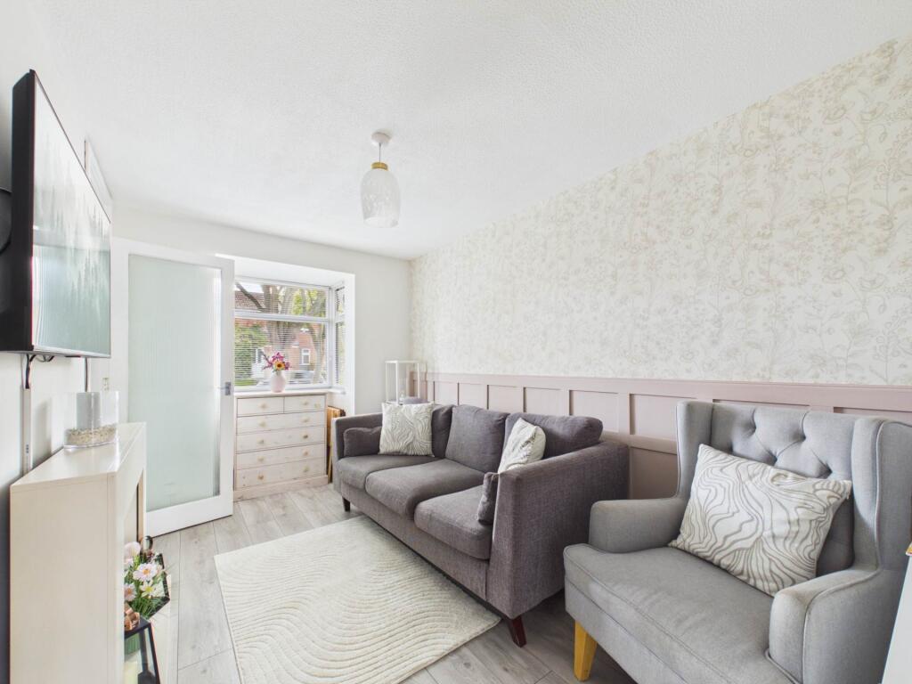 House in Redhill - View 4