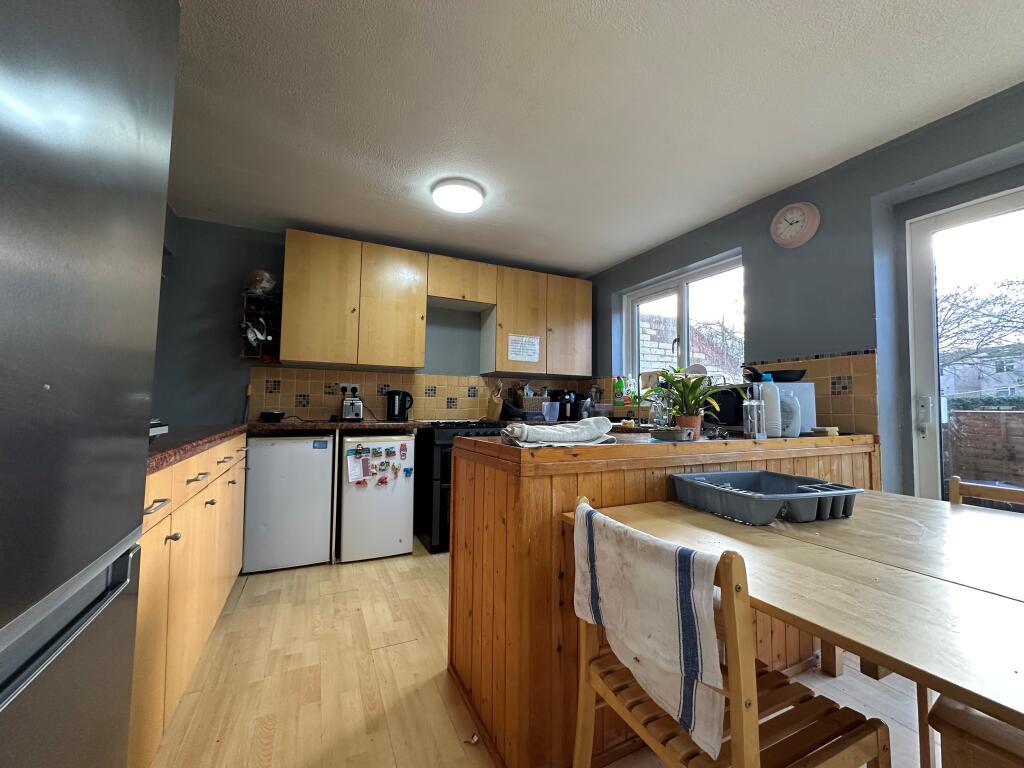 Main image of property: Ashfield, MK14