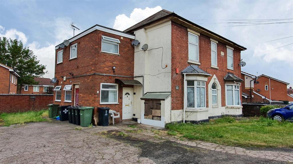 Main image of property: Flat 2, Brockmoor Cottage