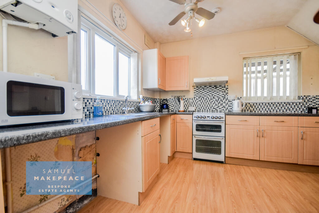 House in Newcastle-under-Lyme, Kidsgrove - More