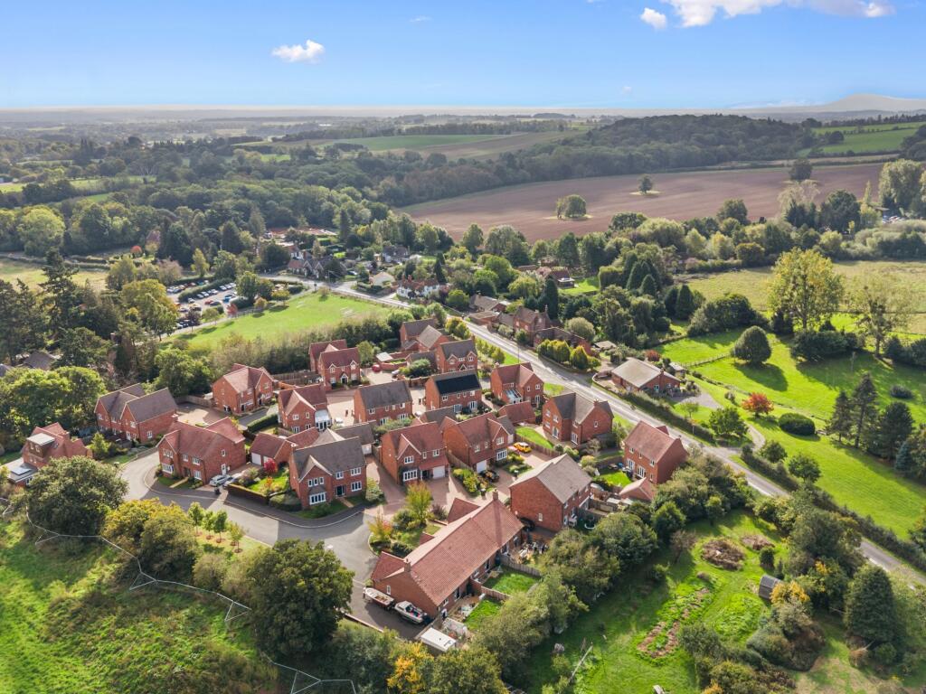 House in Malvern Hills, Great Witley - View 4
