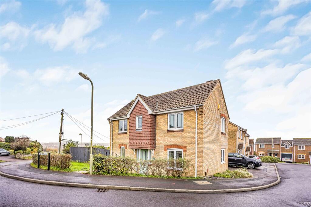 Main image of property: Caer Peris View, Fareham