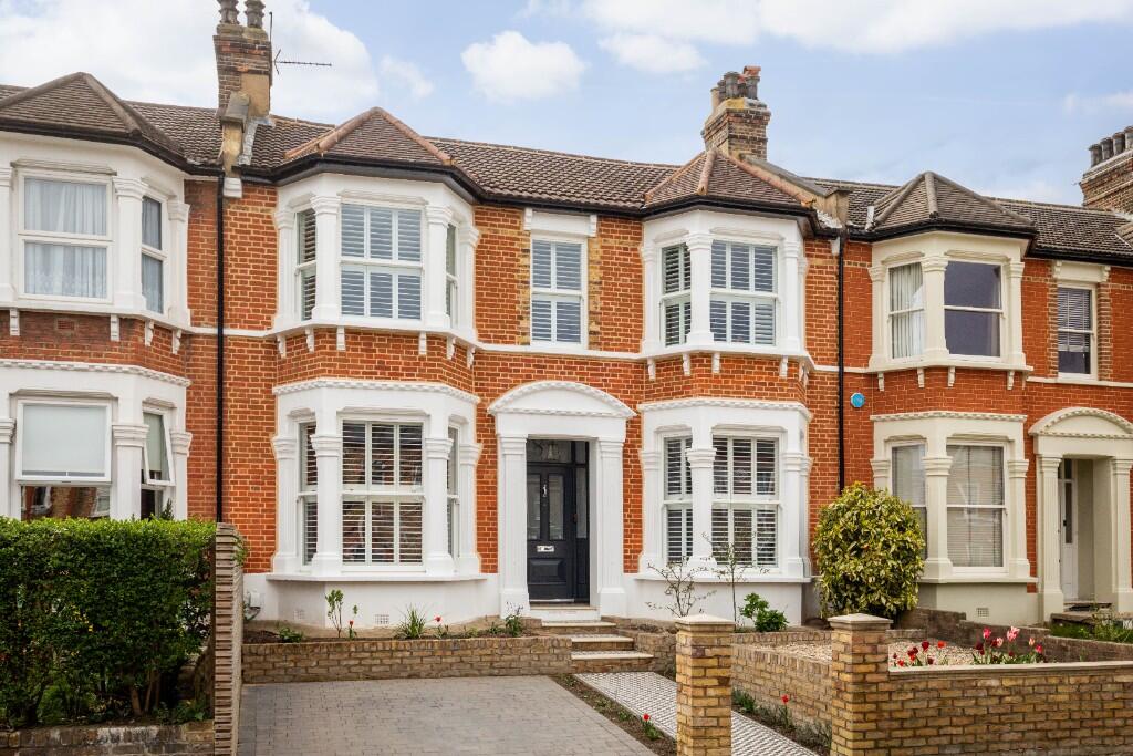 Main image of property: Wellmeadow Road, London, SE6