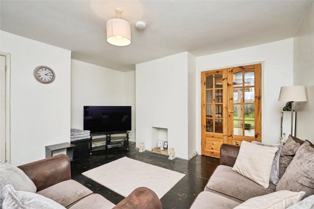 Nodes Road, Cowes, Isle of Wight, PO31 - View 5