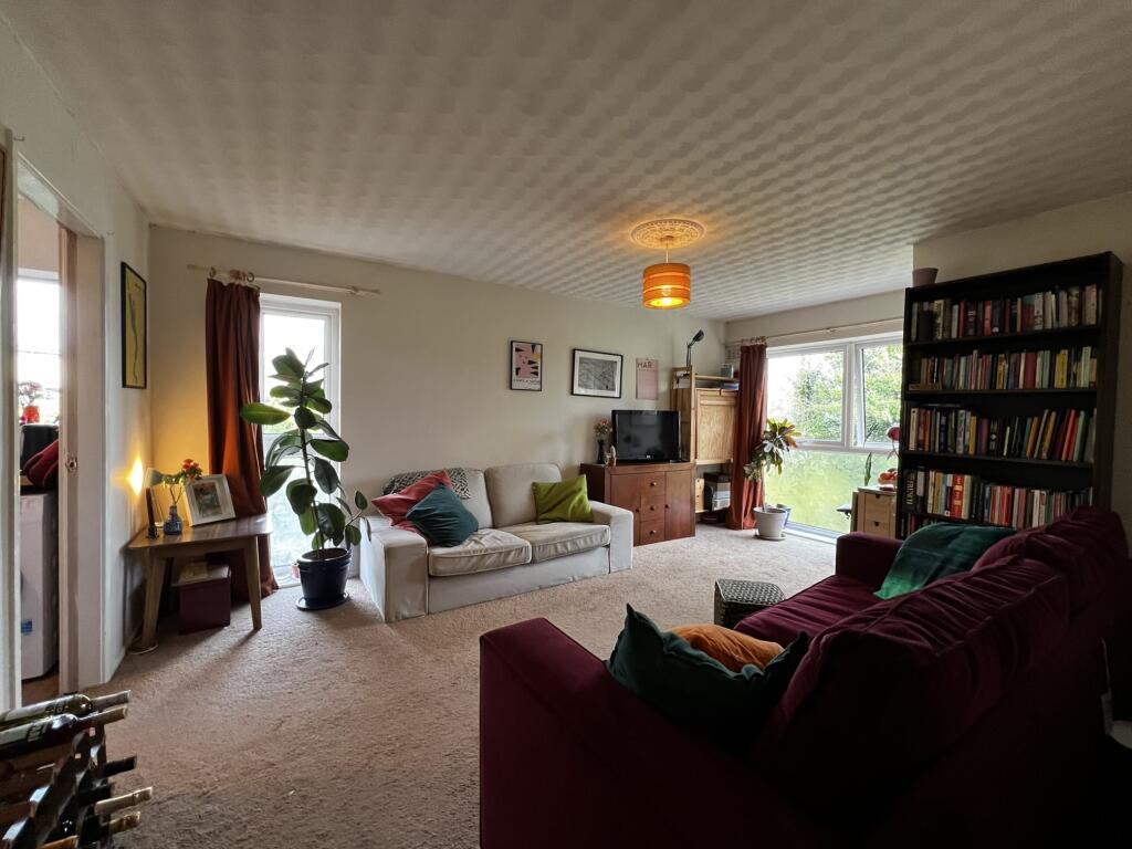 Flat  Brookside Court, Slade Lane, Levenshulme photo 4