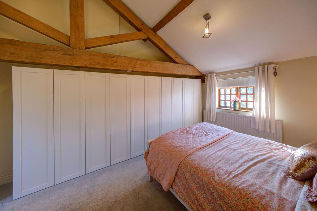 Church Road, Lymm, WA13 0QG photo 4