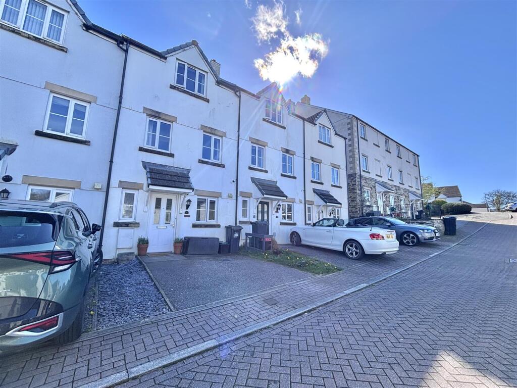 Main image of property: Austen Close, Par