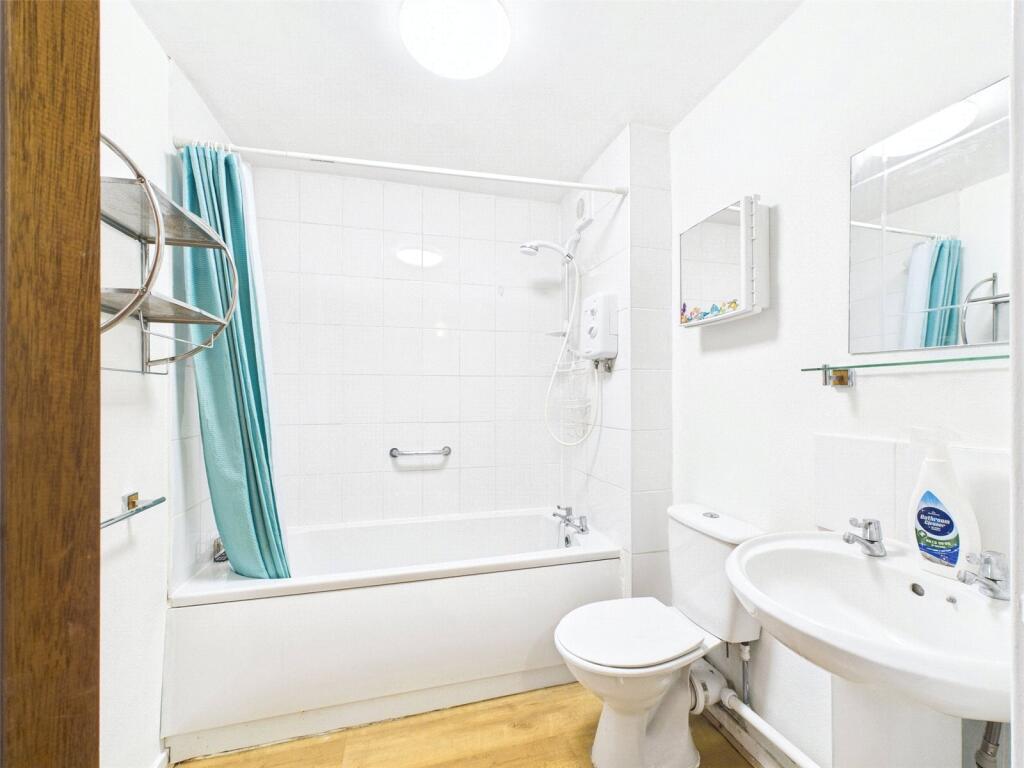 Voltaire Avenue, Salford, Greater Manchester, M6 - Ansicht 5