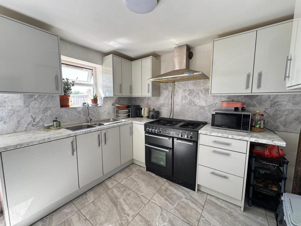 Alexandra Road, Handsworth, Birmingham photo 4