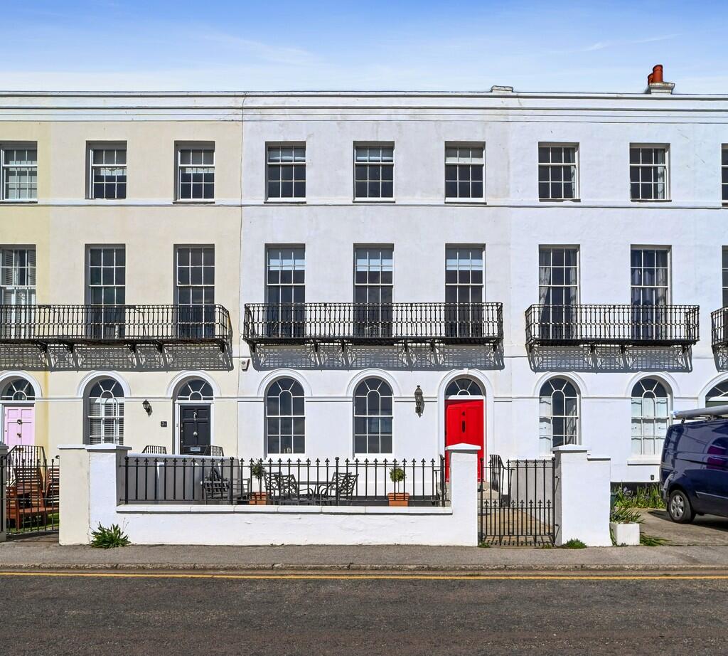 Main image of property: East Terrace, Walton On The Naze