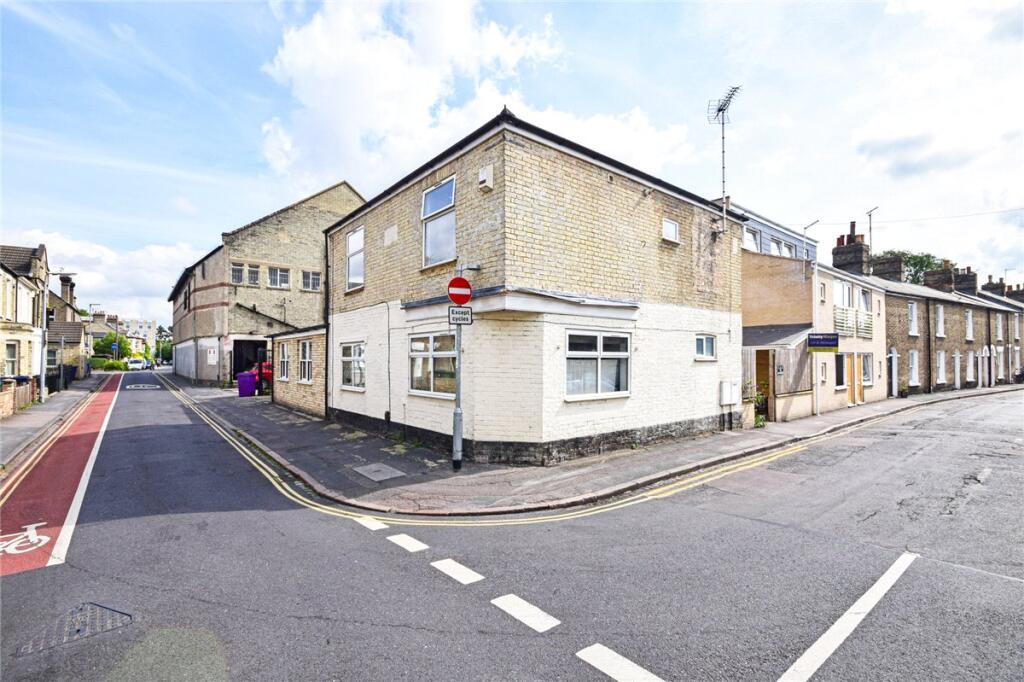 Main image of property: Covent Garden, Cambridge, CB1