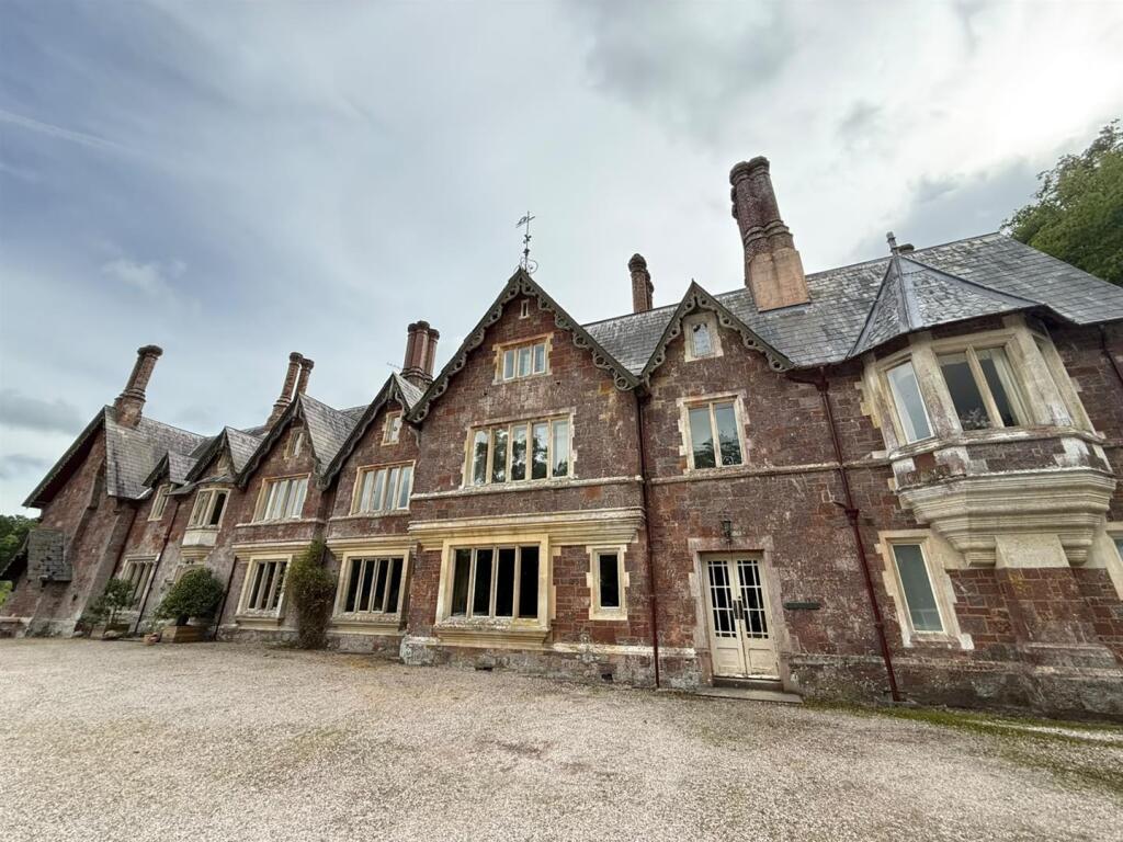 Main image of property: Longdown, Exeter