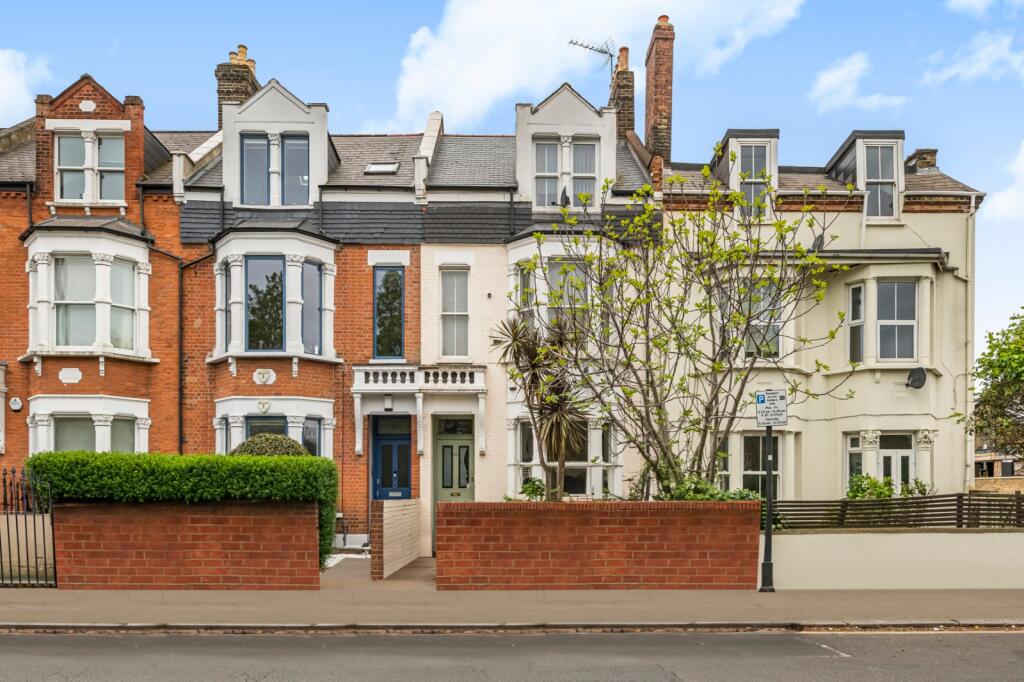Main image of property: Chiswick Lane, 
Chiswick, W4