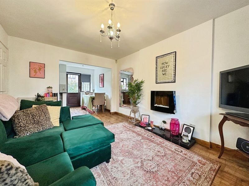 Minewood Close, Bloxwich, WS3 2PN photo 4