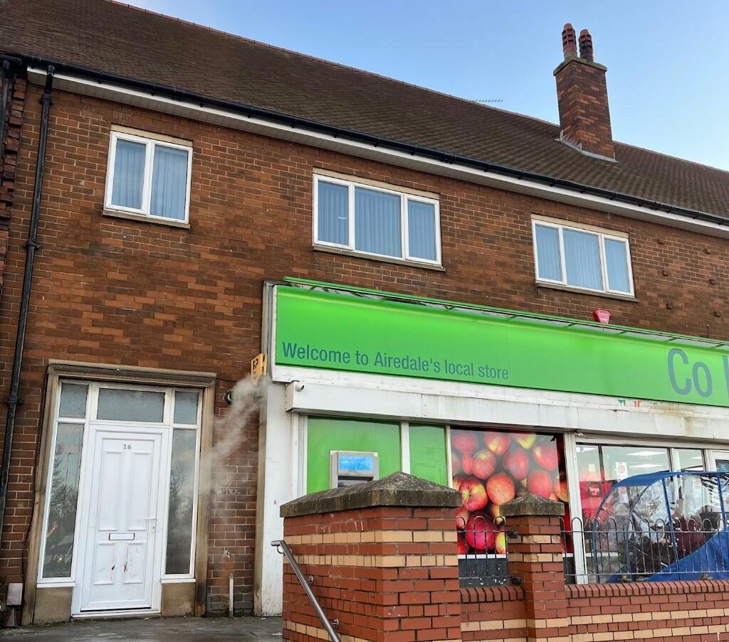 4-bed other on The Square, Castleford, West Yorkshire, WF10, £130,000