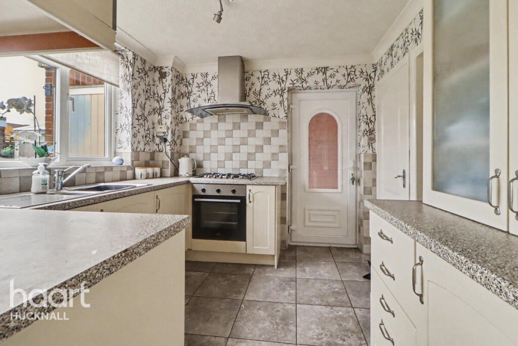 House in Ashfield, Hucknall - More