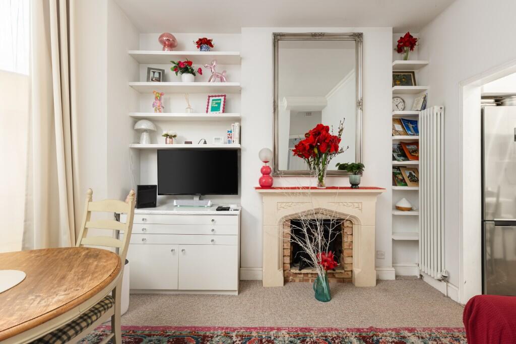 Main image of property: Holland Road, London, W14