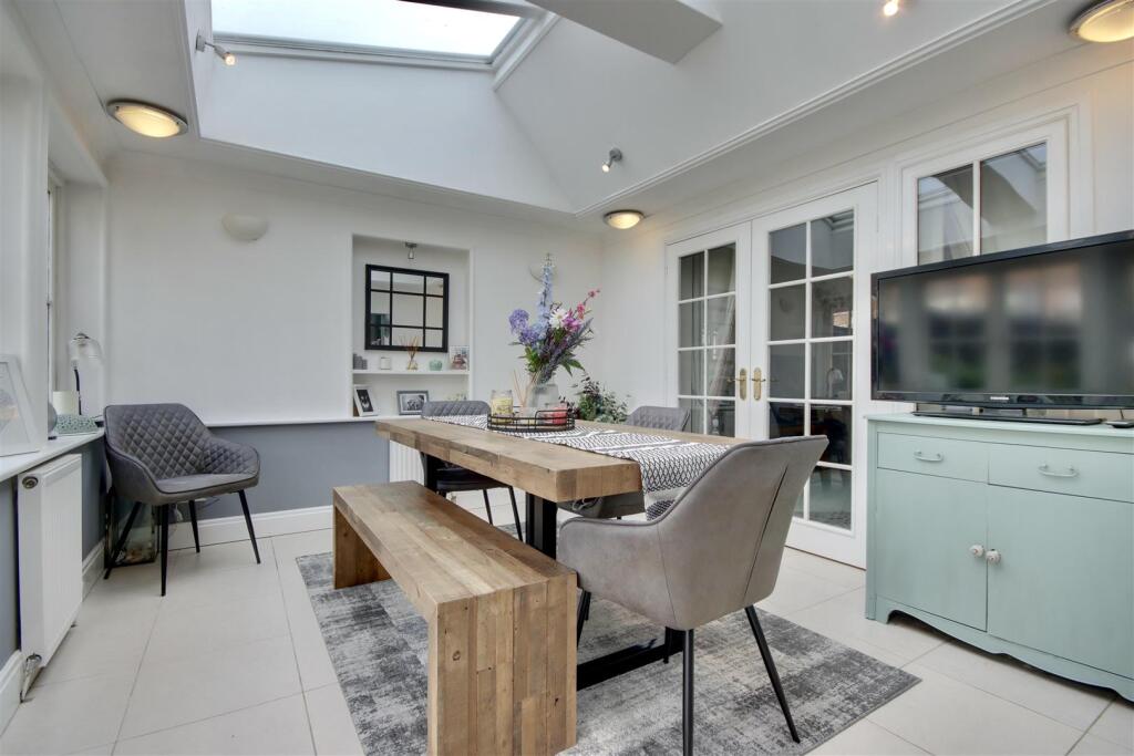 House in Fareham, Portchester - View 5