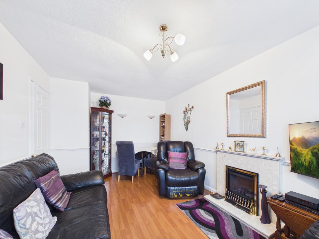 Bishops Drive, Oakwood photo 4