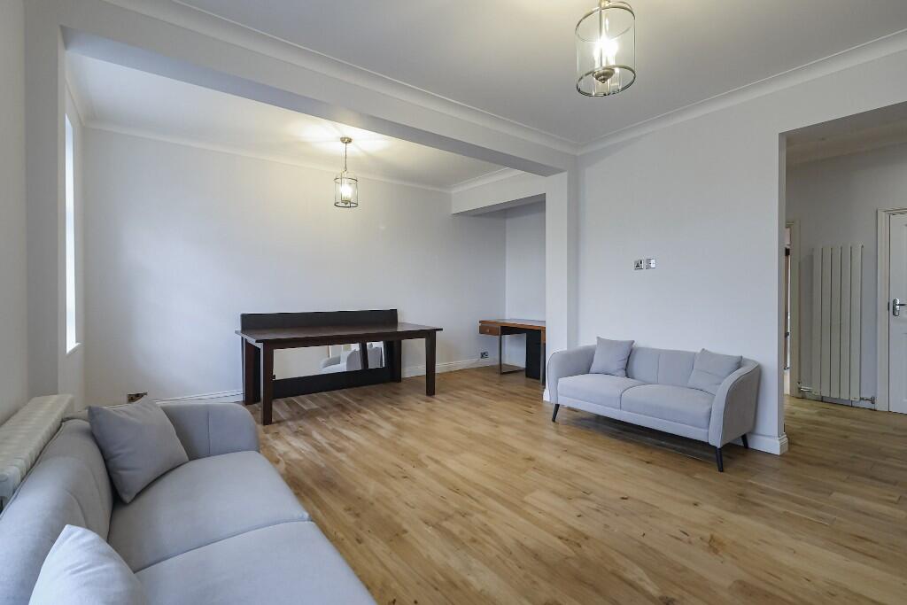 Main image of property: Sussex Gardens, Hyde Park, W2