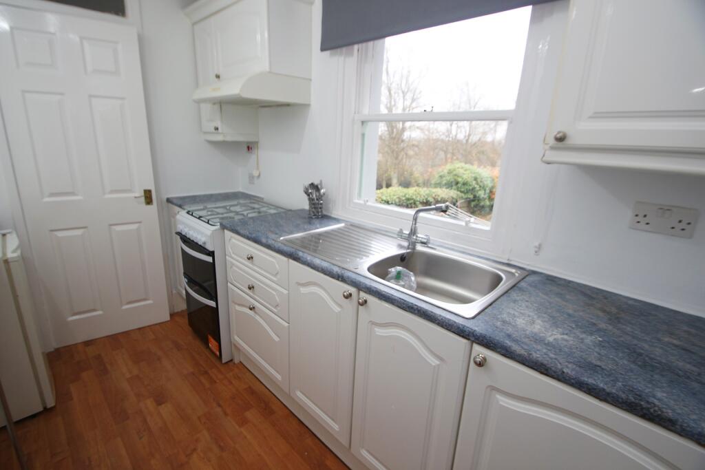 Apartment in Motherwell - More