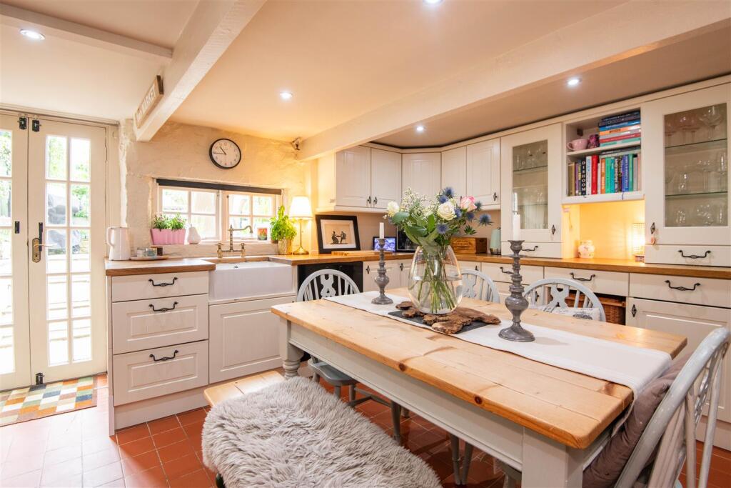House in Chorley, Clayton-le-Woods - View 3