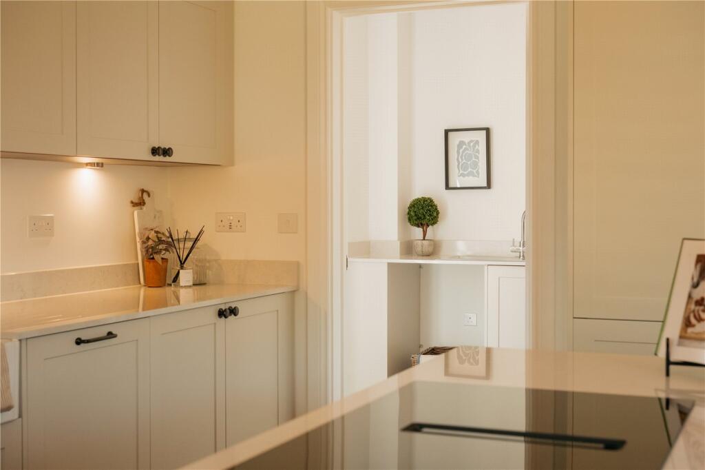 House in Southampton - View 4