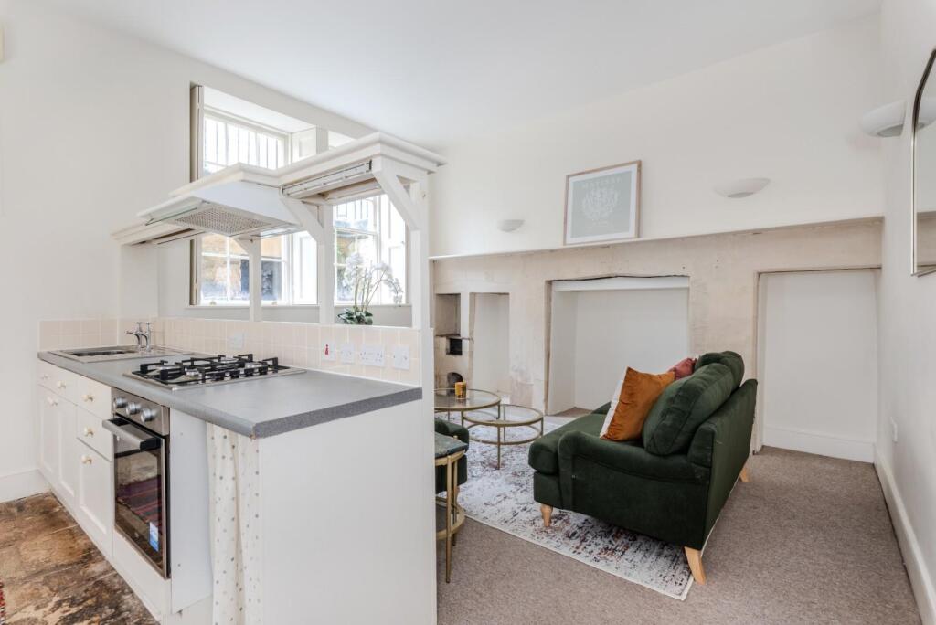 Additional image 4 of Basement Flat, Great Bedford Street, Bath