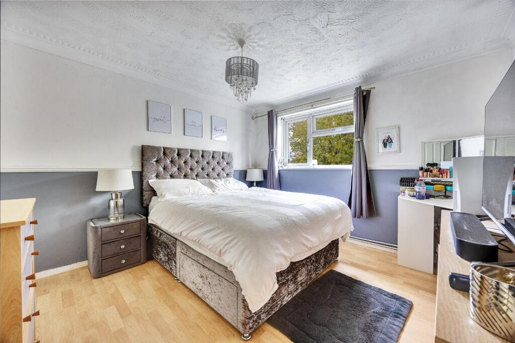 House in West Suffolk, Haverhill - More