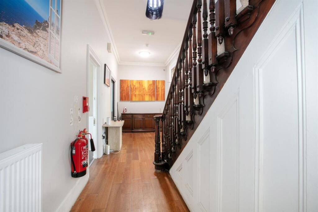 House in London - More