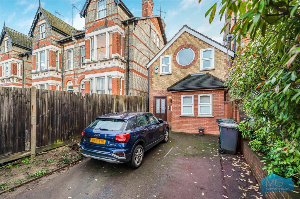 Main image of property: Station Road, New Barnet, Hertfordshire, EN5