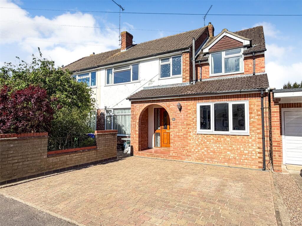 Main image of property: Farm Road, Aldershot, Hampshire, GU12