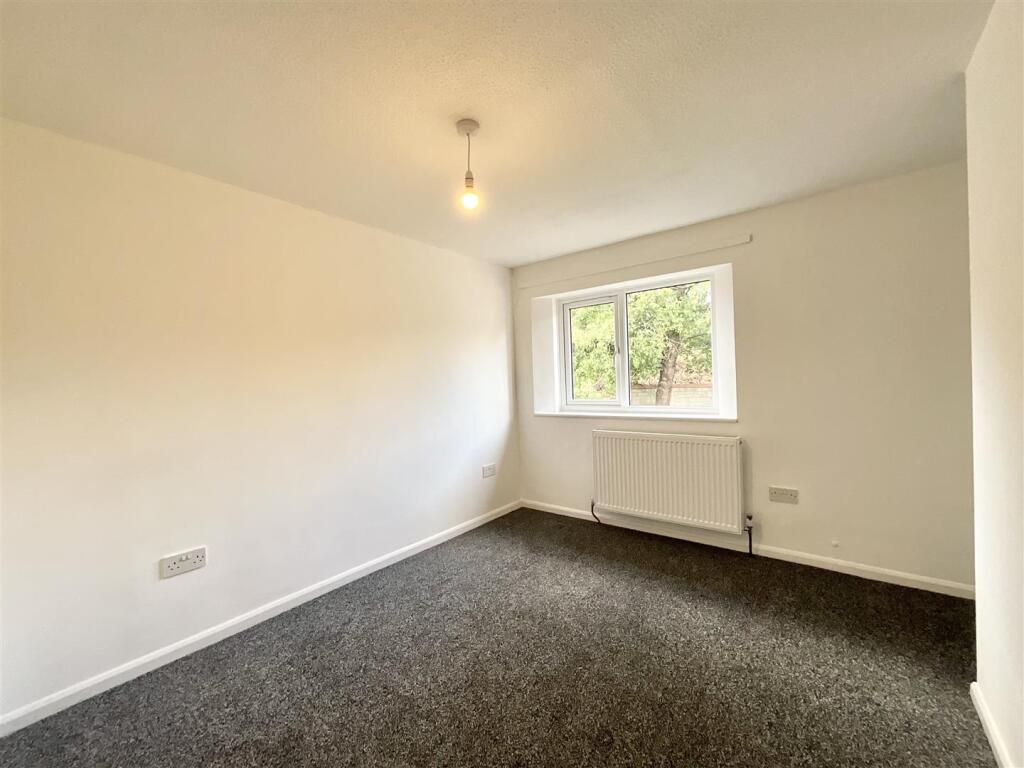 House in Bristol, Longwell Green, Oldland - View 5