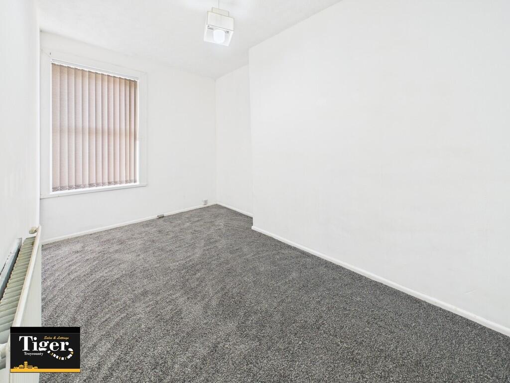House in Preston, St. Matthew's, Fishwick - More