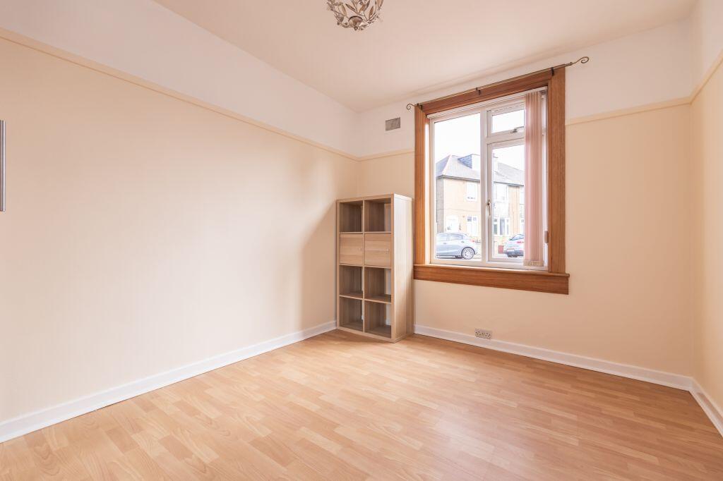 Apartment in Edinburgh, Corstorphine - More