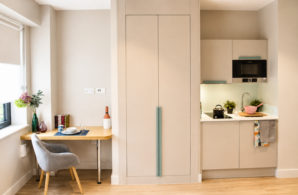 Apartment in Croydon - View 5