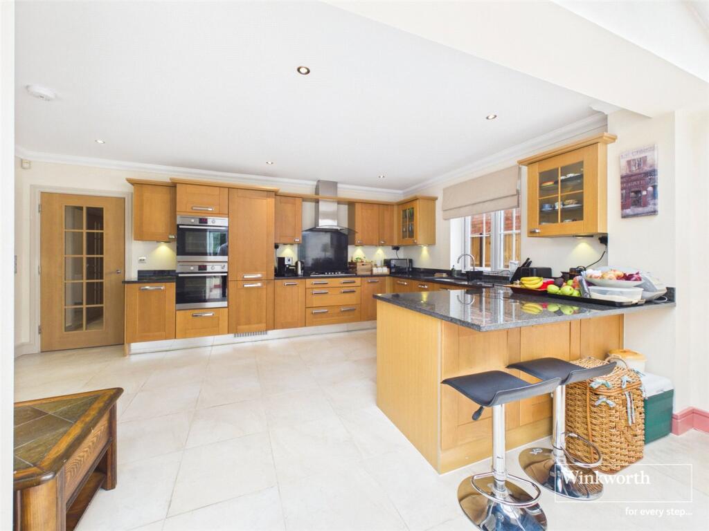 House in Reading - View 4