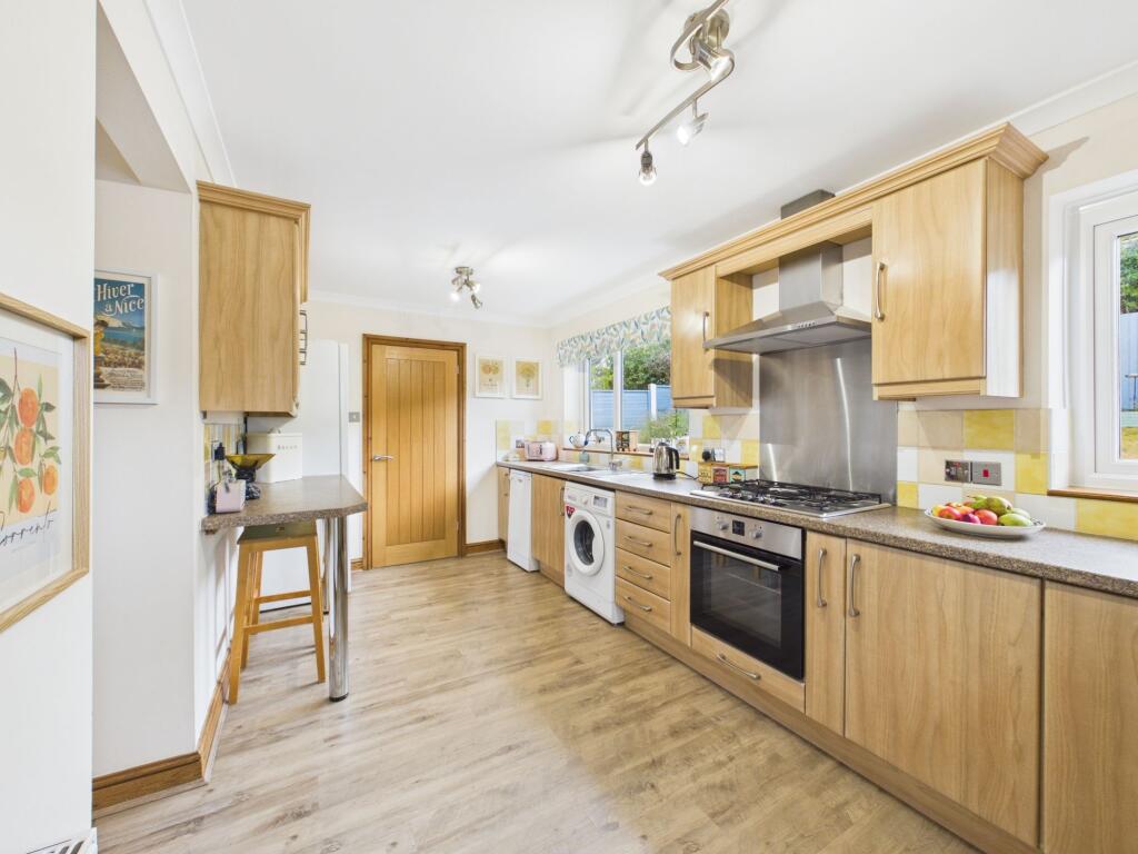 House in Newport, Llanfoist Fawr - View 5