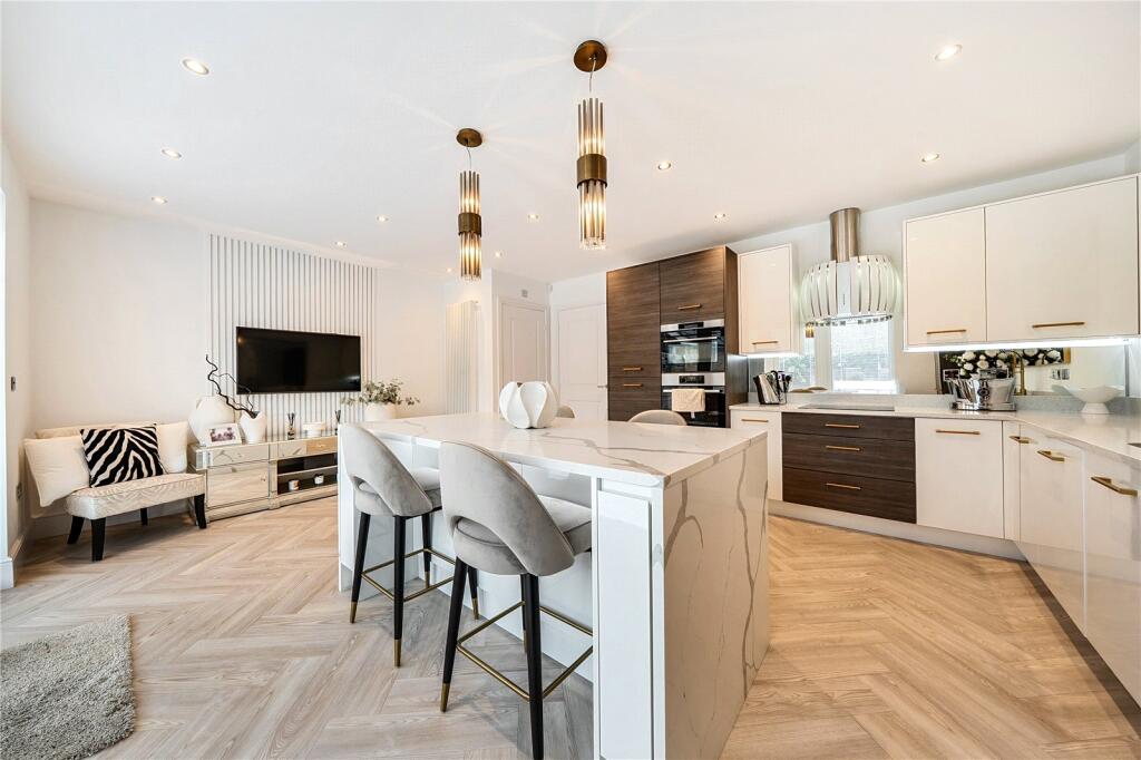 House in Oldham, Stock Brook, Chadderton - View 5
